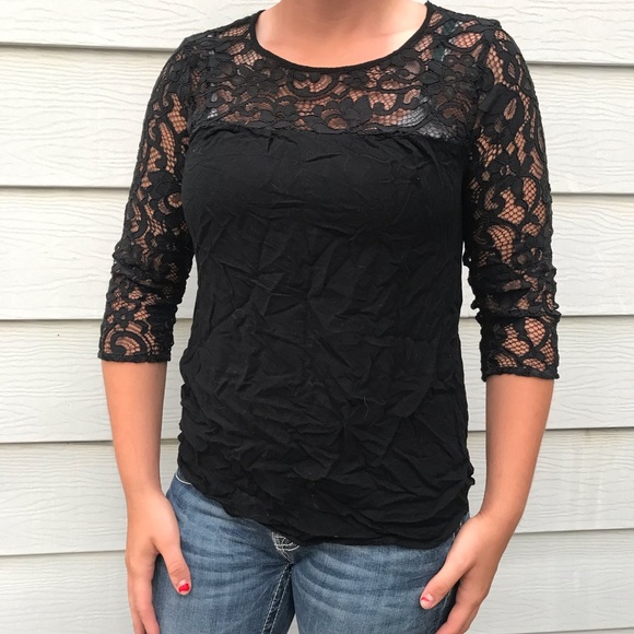 Old Navy Tops - ✨LAST CHANCE✨ Old Navy Shirt